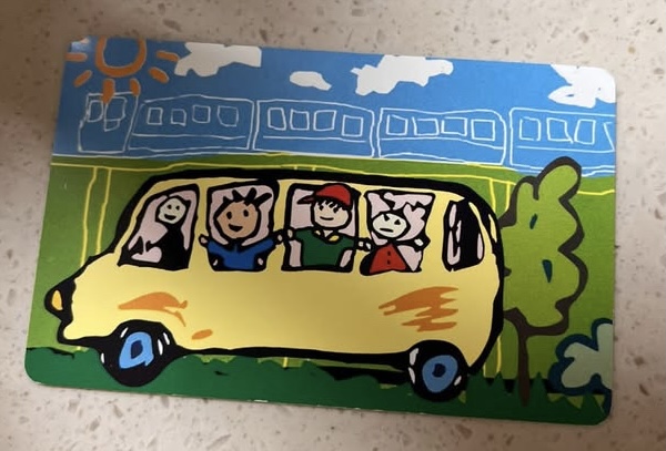 EZ-Linkカード、『Child Concession Card』可愛らしいバスのイラストデザイン